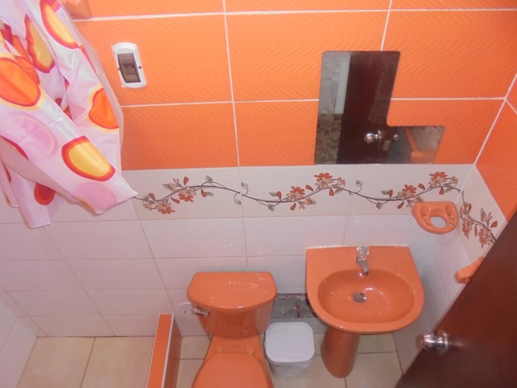 Hotel Lola Hosting Huanchaco Zewnętrze zdjęcie